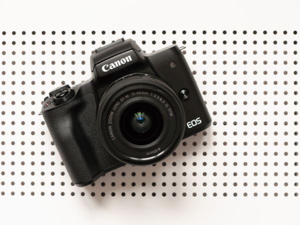 Canon прекратил производство системы EOS M